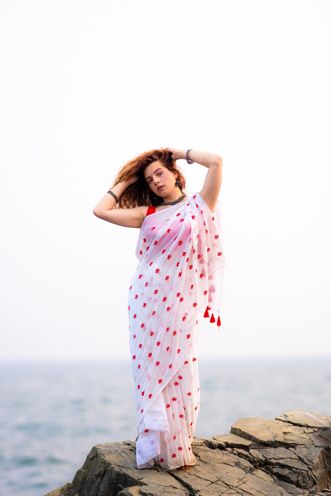 Siuli on White