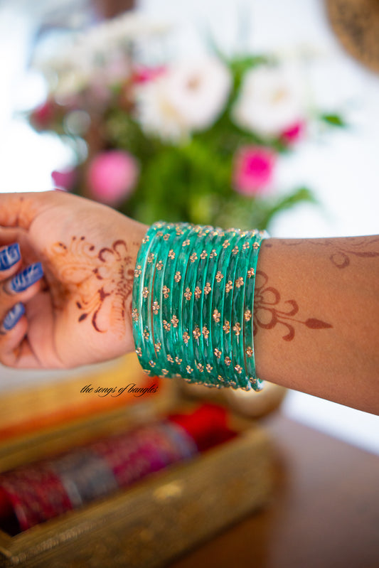 "Turquoise" Stone Dotted Glass Bangles
