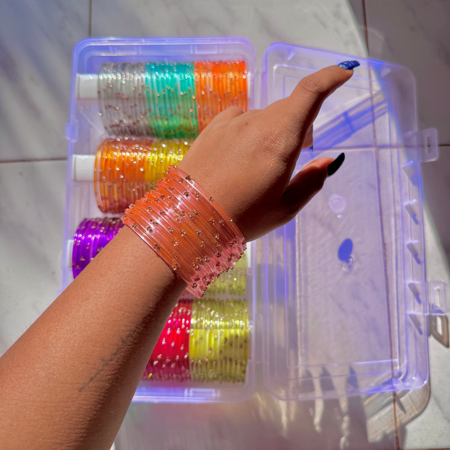 "Coral Reef Pink" 3 Stone Glass Bangles