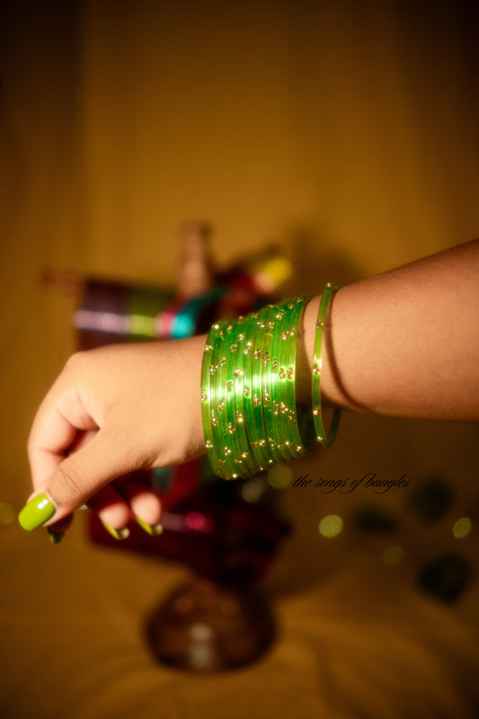 "Electric Green" 3 Stone Glass Bangles