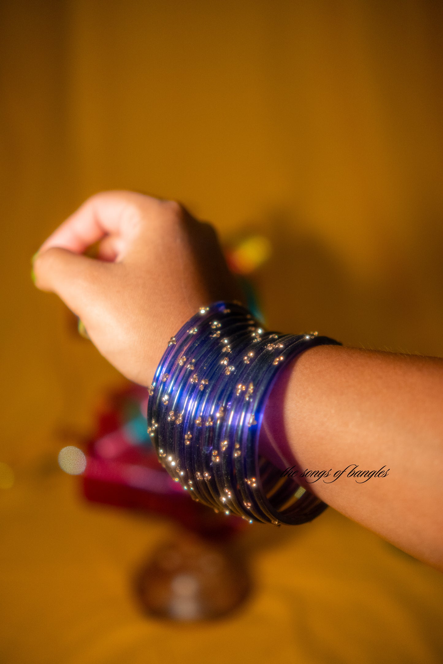"Electric Blue" 3 Stone Glass Bangles