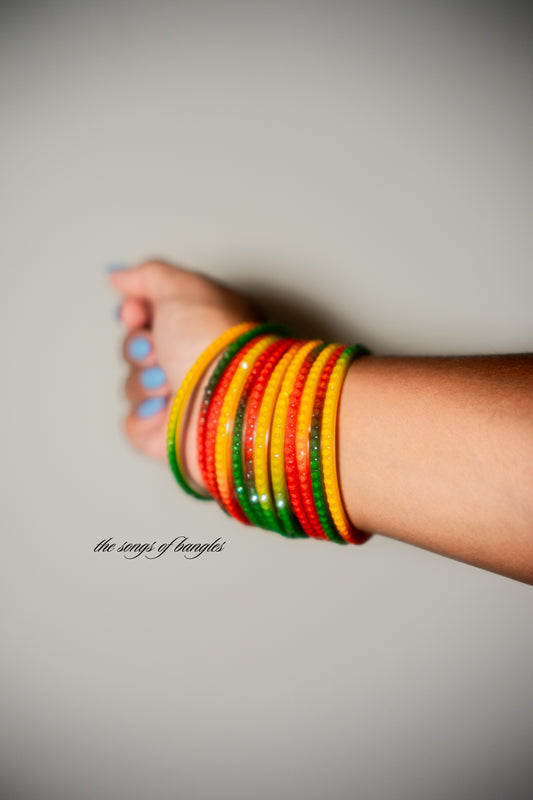 "Embossed Deep Candy" Raindrop Glass Bangles