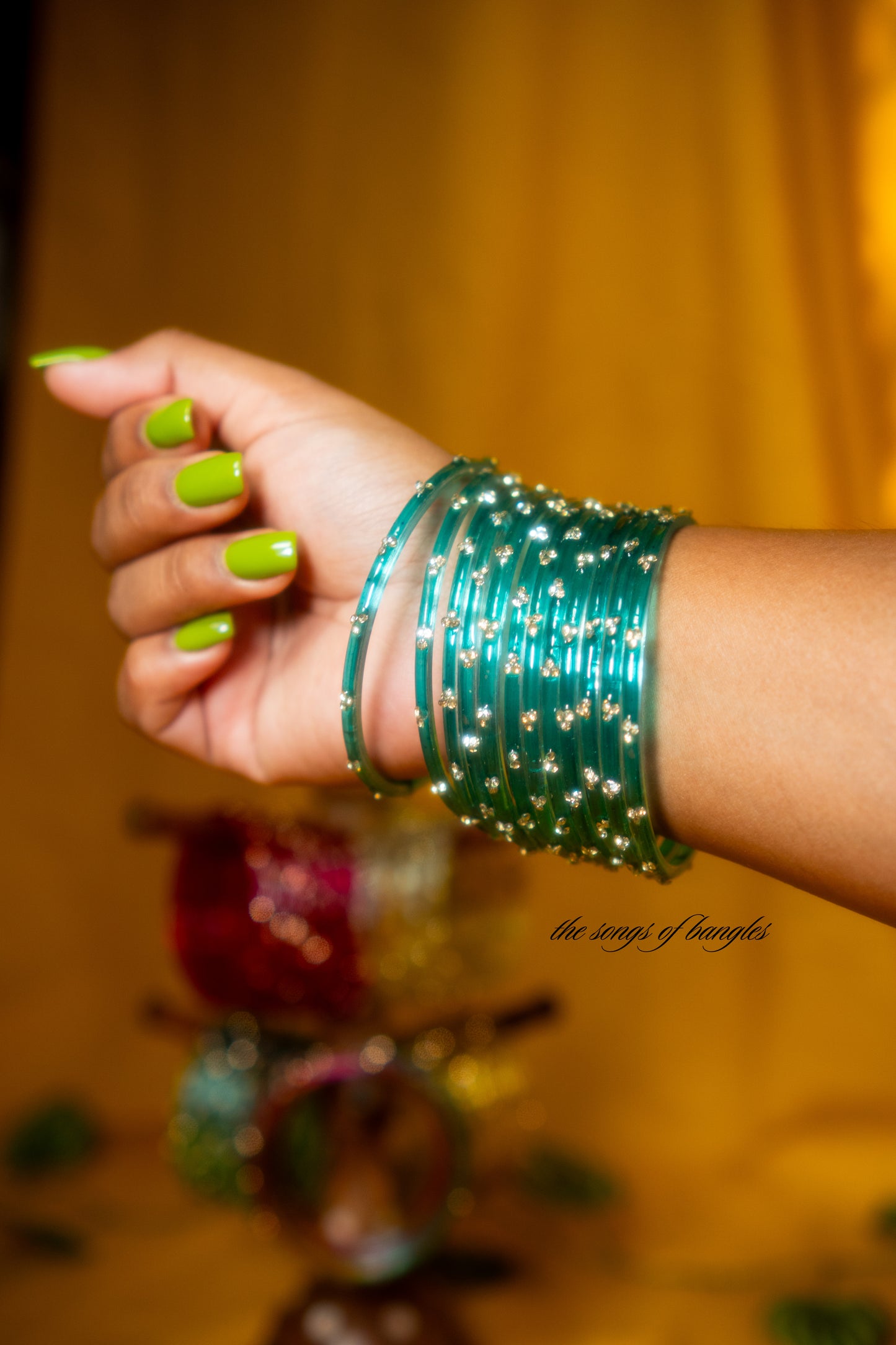 "Ocean Waves" 3 Stone Glass Bangles