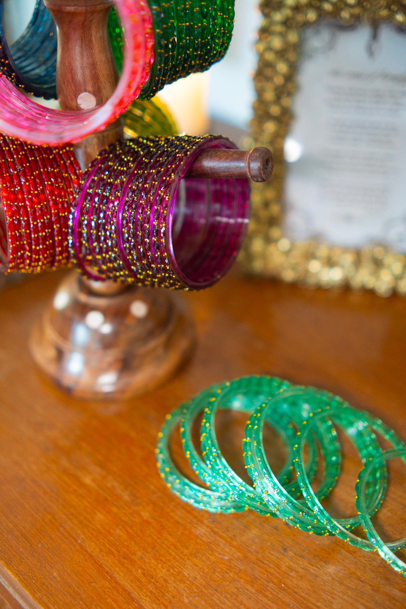 "Turquoise" Gold Dewdrop Glass Bangles