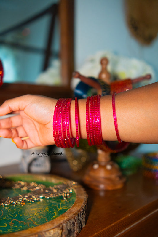 "Raani" Raindrop Glass Bangles