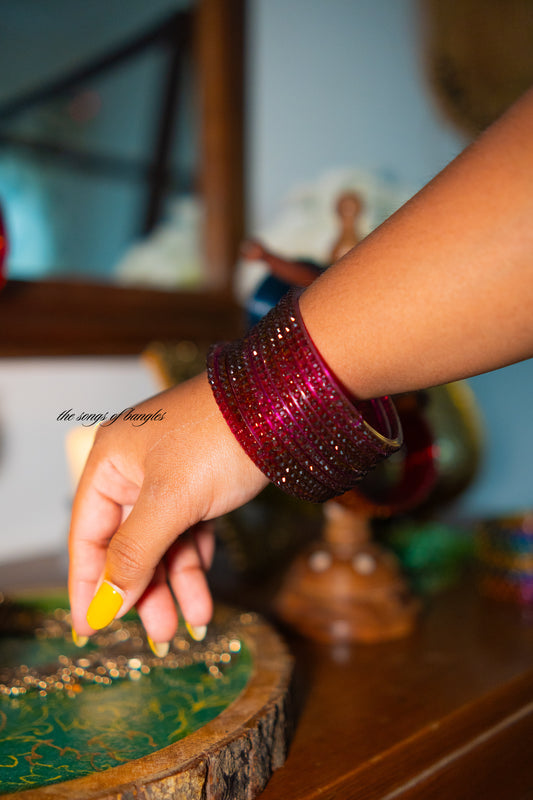 "Wine" Raindrop Glass Bangles