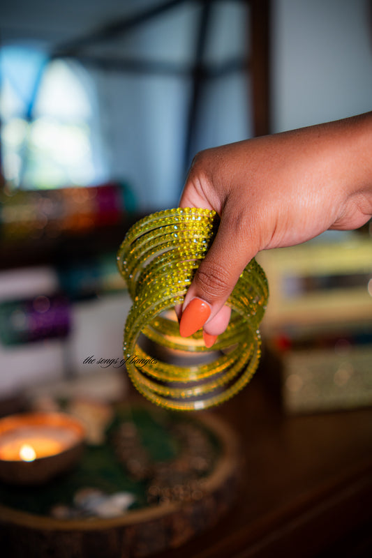 "Moss" Raindrop Glass Bangles