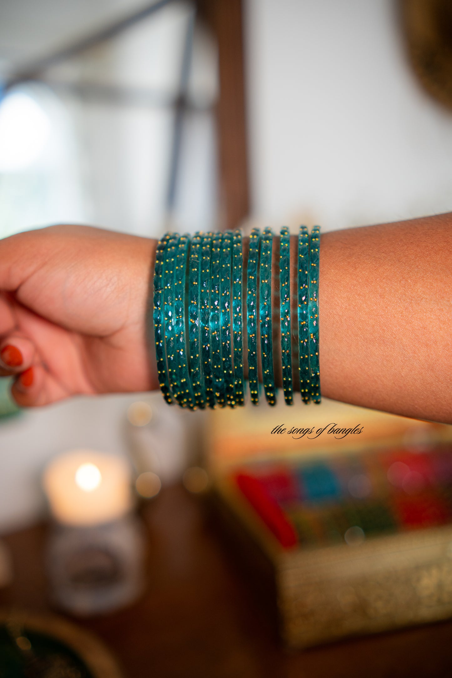 "Crystal Teal" Golddrop Glass Bangles